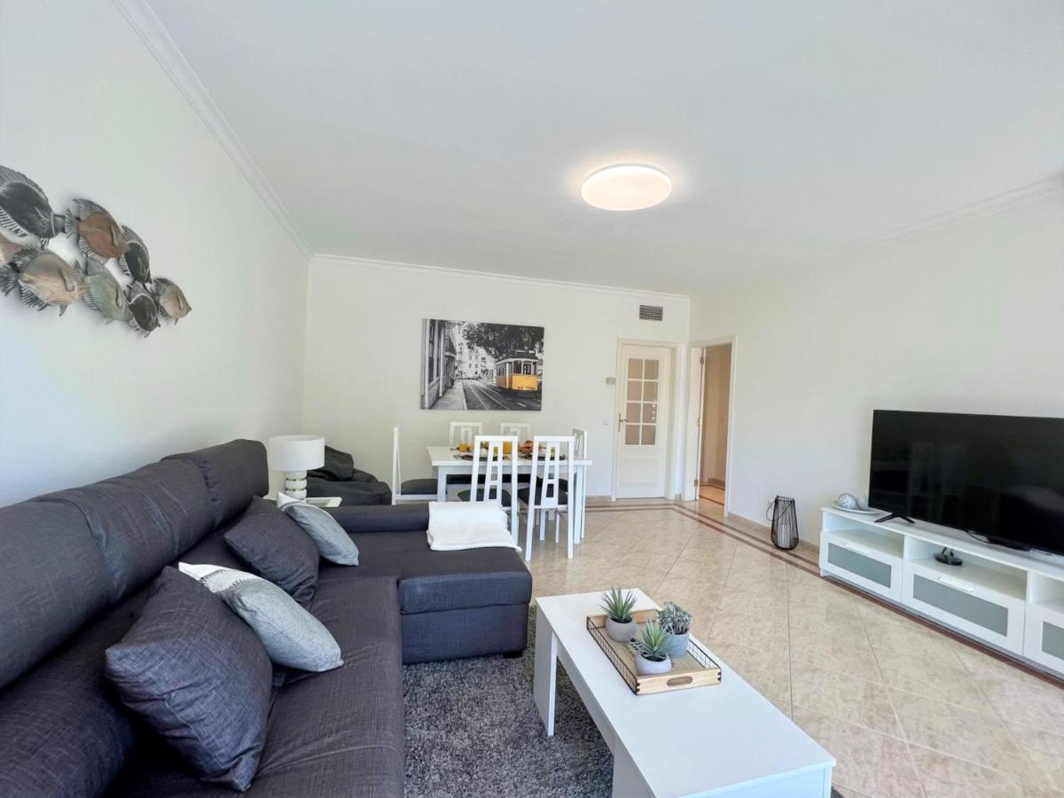 Vilamoura Central 2 With Pool By Homing Екстериор снимка